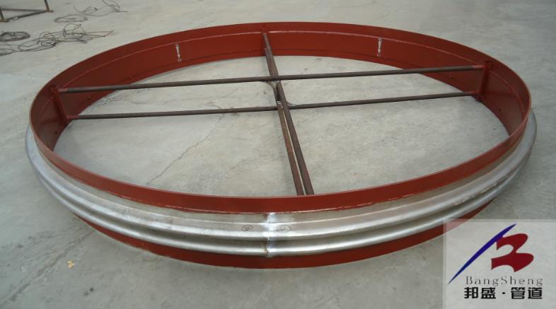 Large diameter metal bellows